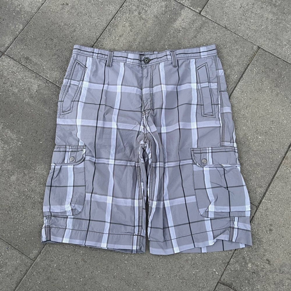 INC International Concepts Mens Grey Plaid Cargo Shorts Size 36 Waist